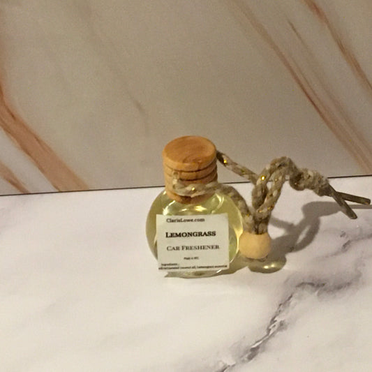 Car Aromatherapy Pendant - Essential oils