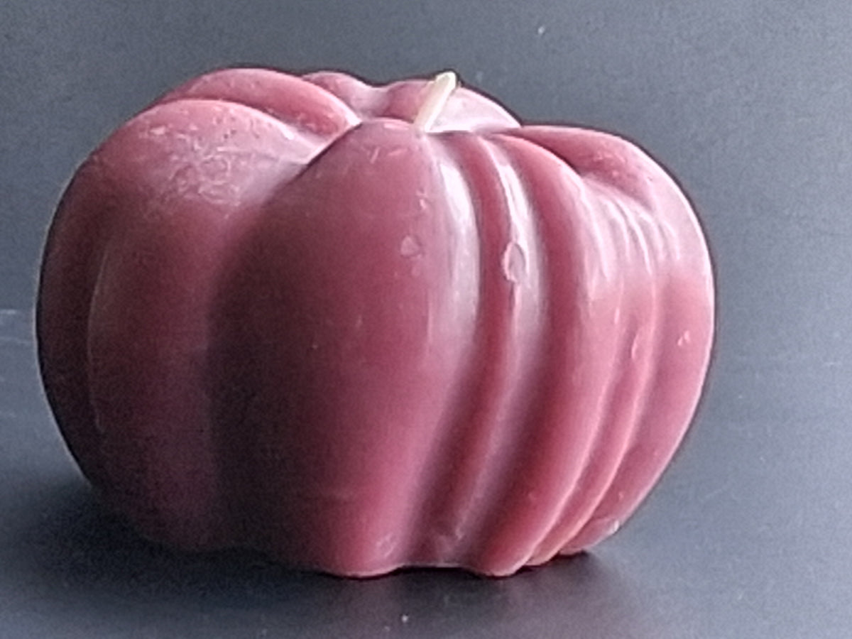 Candle ~ Pumpkin shaped